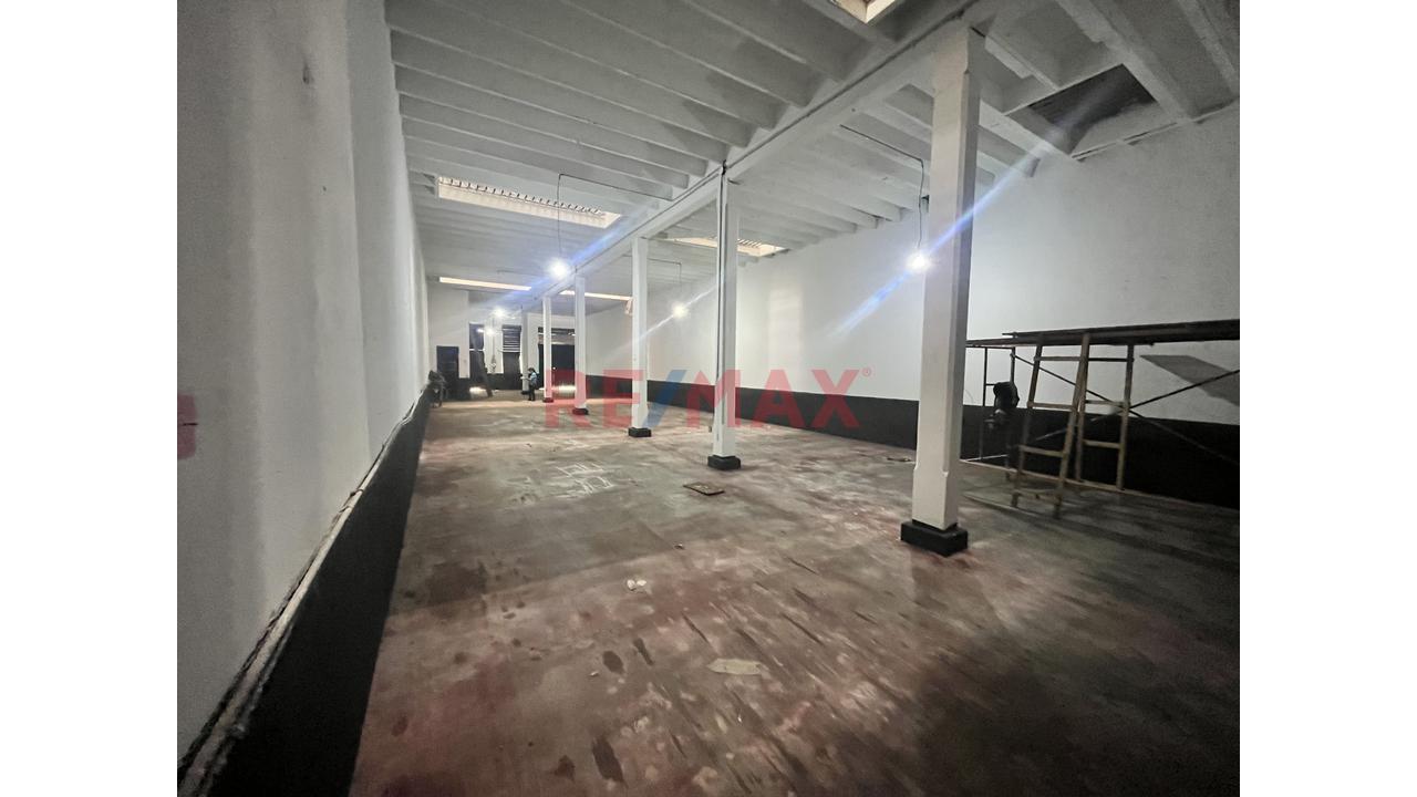 🔥 Local Comercial En Alquiler – 274 M² | Planta Libre | Techo 5 M | Callao — foto 2