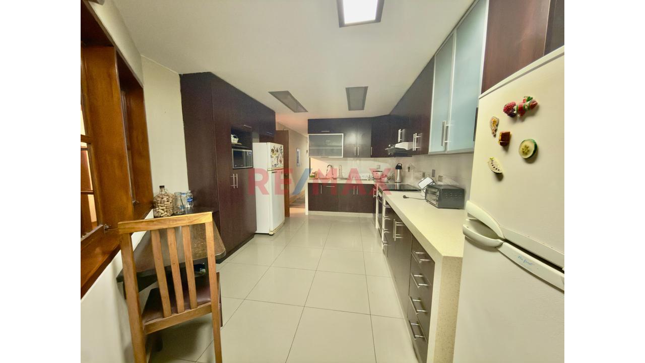Casa En Venta En Valle Hermoso – Santiago De Surco | 300 M² De Terreno | Exclusiva, Amplia Y Lista Para Vivir. - 4