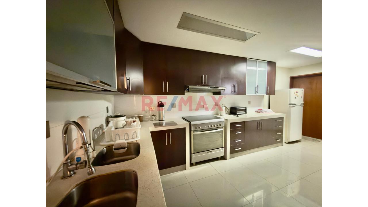 Casa En Venta En Valle Hermoso – Santiago De Surco | 300 M² De Terreno | Exclusiva, Amplia Y Lista Para Vivir. - 5