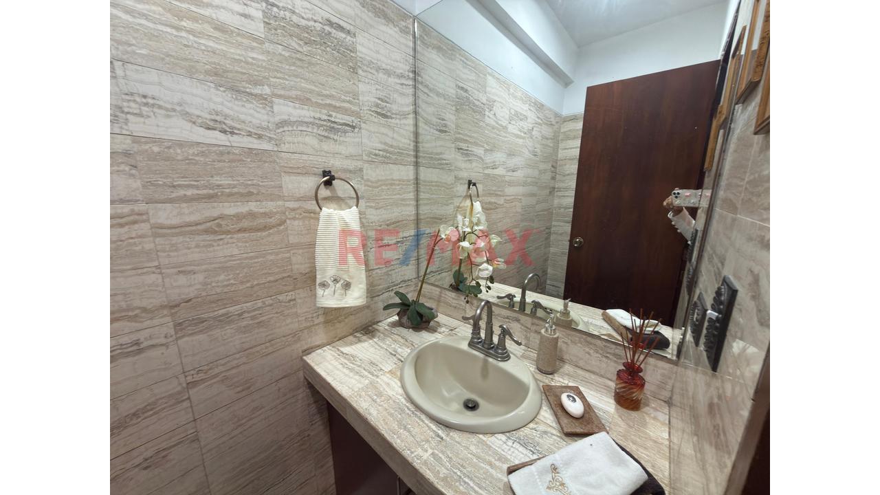 Casa En Venta En Valle Hermoso – Santiago De Surco | 300 M² De Terreno | Exclusiva, Amplia Y Lista Para Vivir. - 14