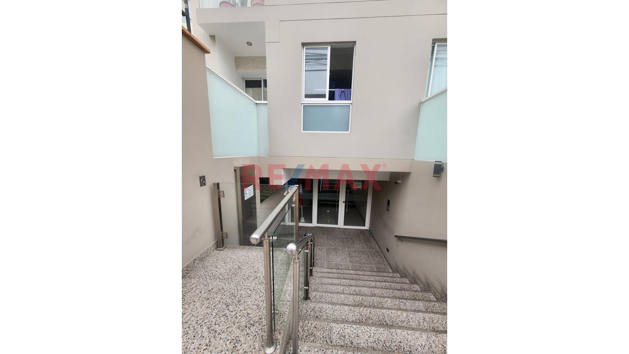 Departamento Duplex En Santa Catalina - 16