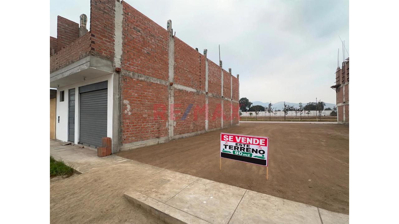 Vendo Excelente Lote Urbano En Lirios De Carabayllo  Con Todos Sus Servicios
