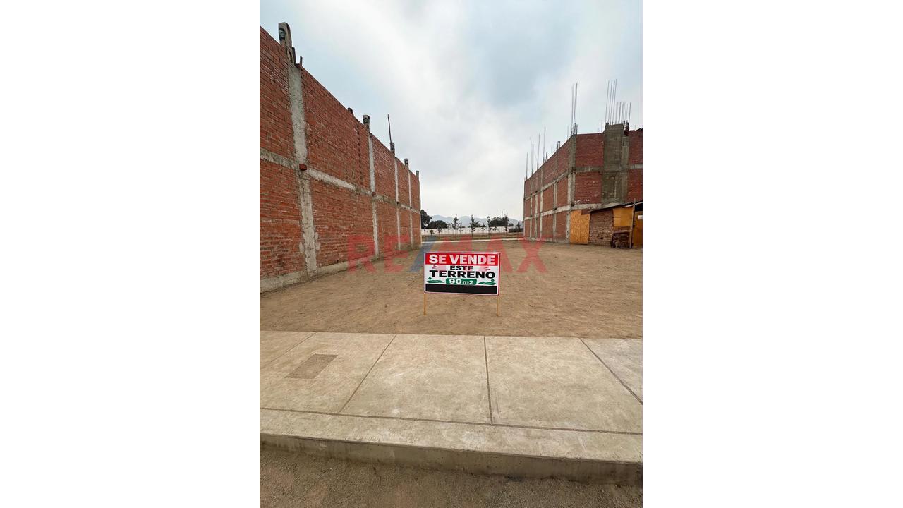 Vendo Excelente Lote Urbano En Lirios De Carabayllo  Con Todos Sus Servicios — foto 3