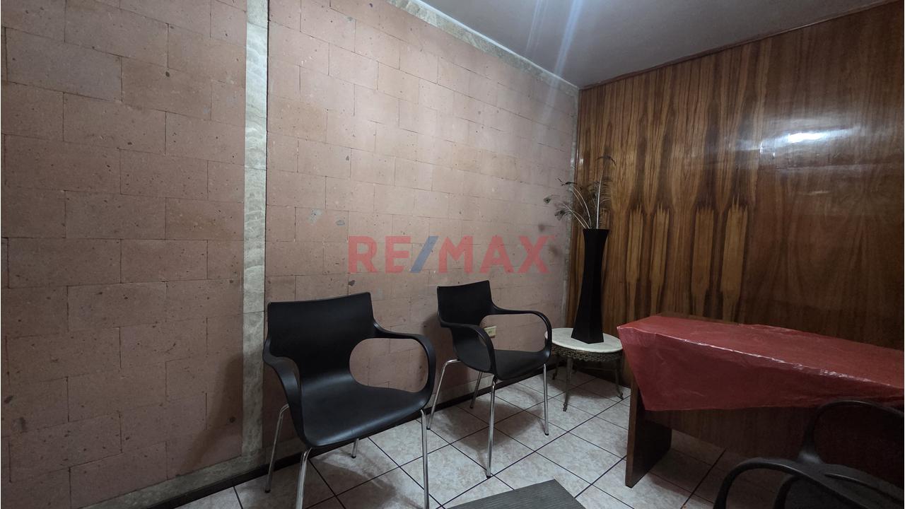 Alquilo Consultorio Inmejorable Ubicacion Cc Medico Arequipa Costado Clínica Arequipa - 6