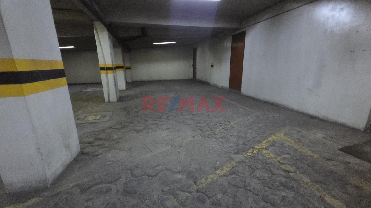 Alquilo Consultorio Inmejorable Ubicacion Cc Medico Arequipa Costado Clínica Arequipa - 3