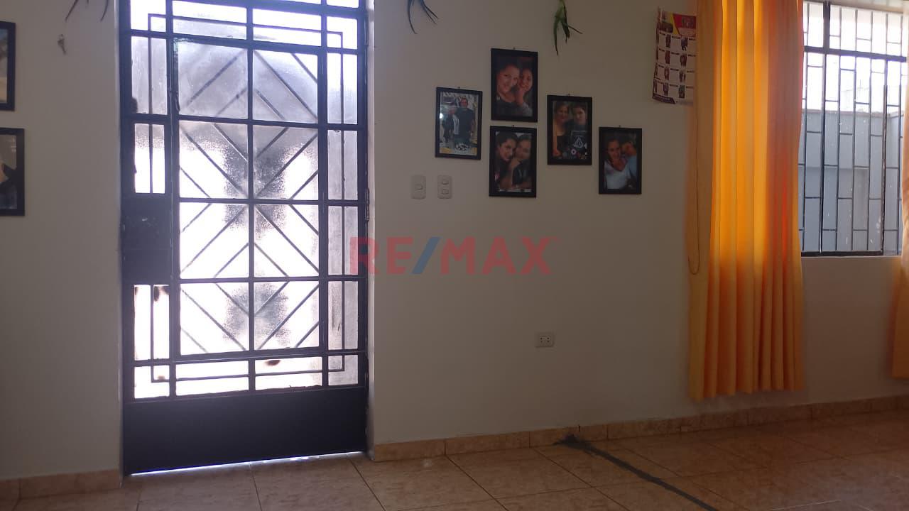 🏘️ Casa Multifamiliar En Venta – 3 Pisos, 200 M² Y Excelente Distribución — foto 2
