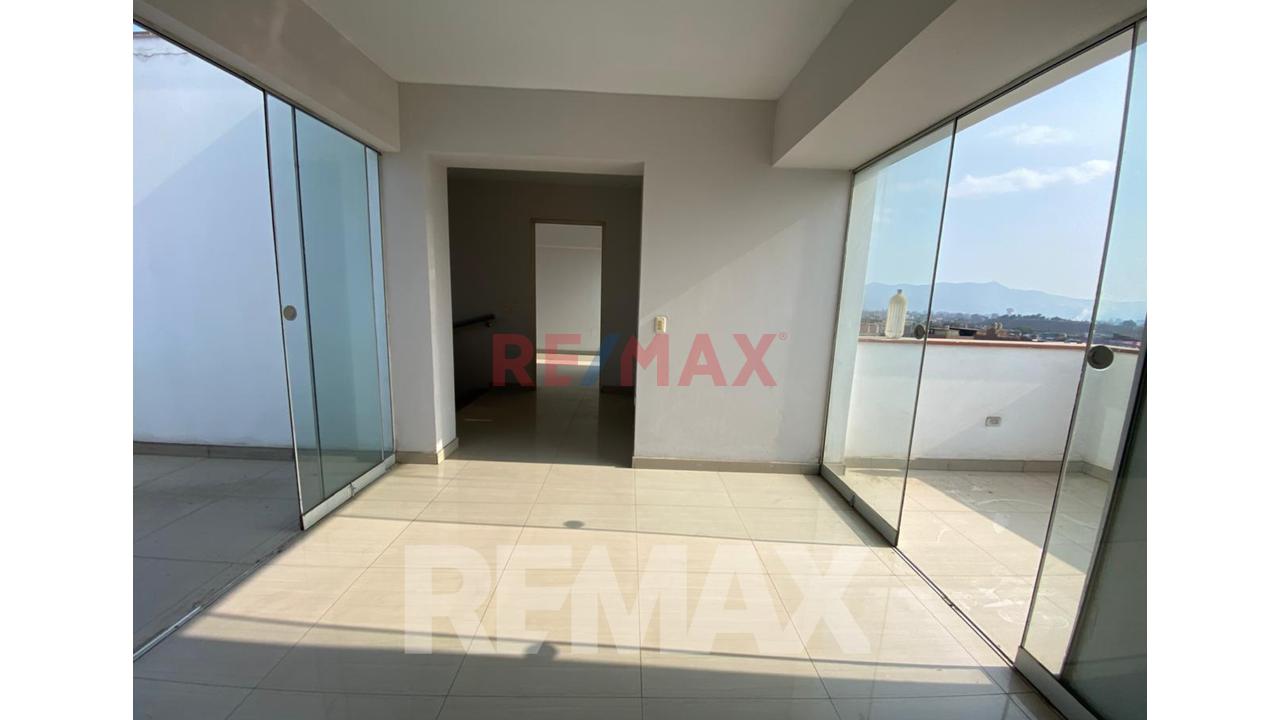 Vendo Hermoso Y Moderno Duplex En Santo Domingo De Carabayllo 148M2 — foto 4