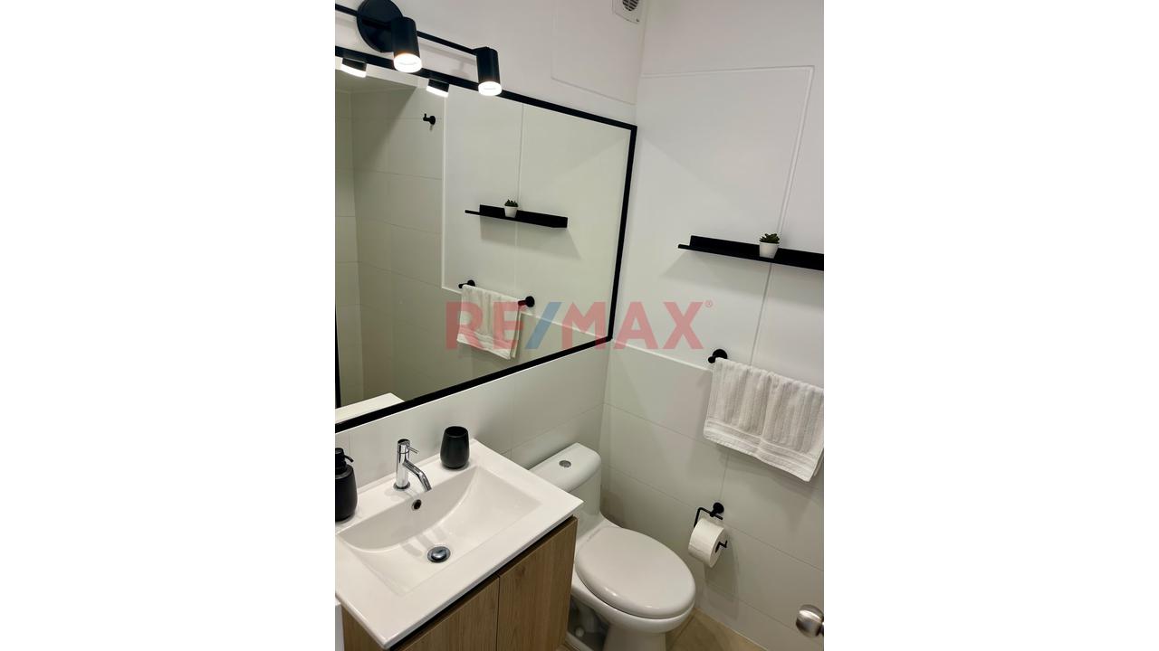 Moderno Departamento En Alquiler | Amoblado Con Cochera | Magdalena – Límite Con San Isidro — foto 11