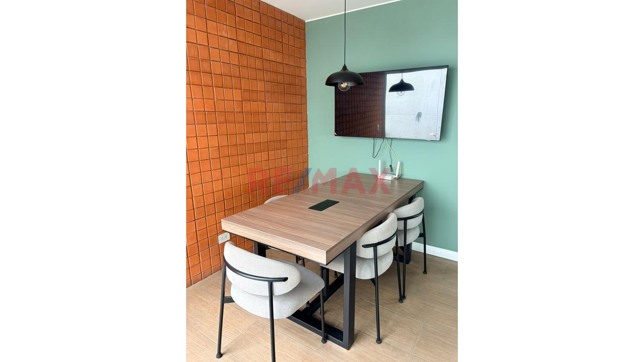 Moderno Departamento En Alquiler | Amoblado Con Cochera | Magdalena – Límite Con San Isidro — foto 15