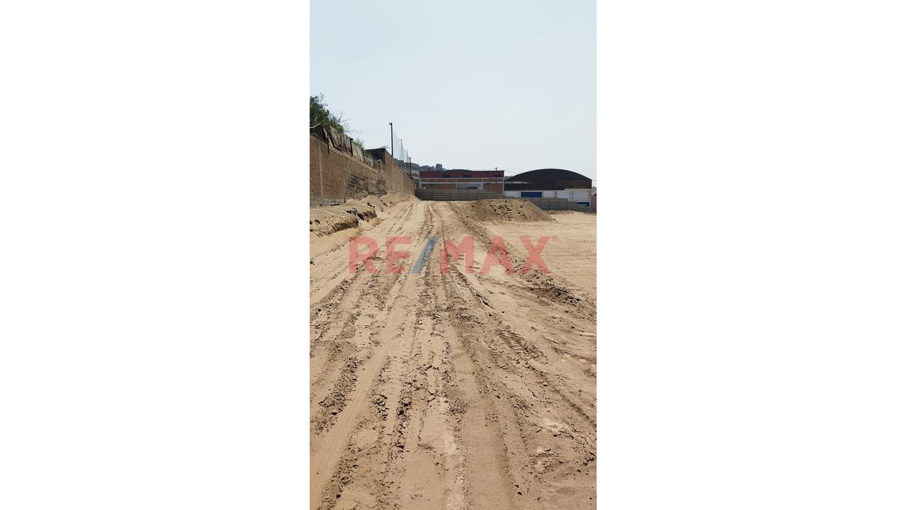 Alquiler De Terreno Industrial De 4,500 M2 Aplanado Con Documentos En Regla - 5