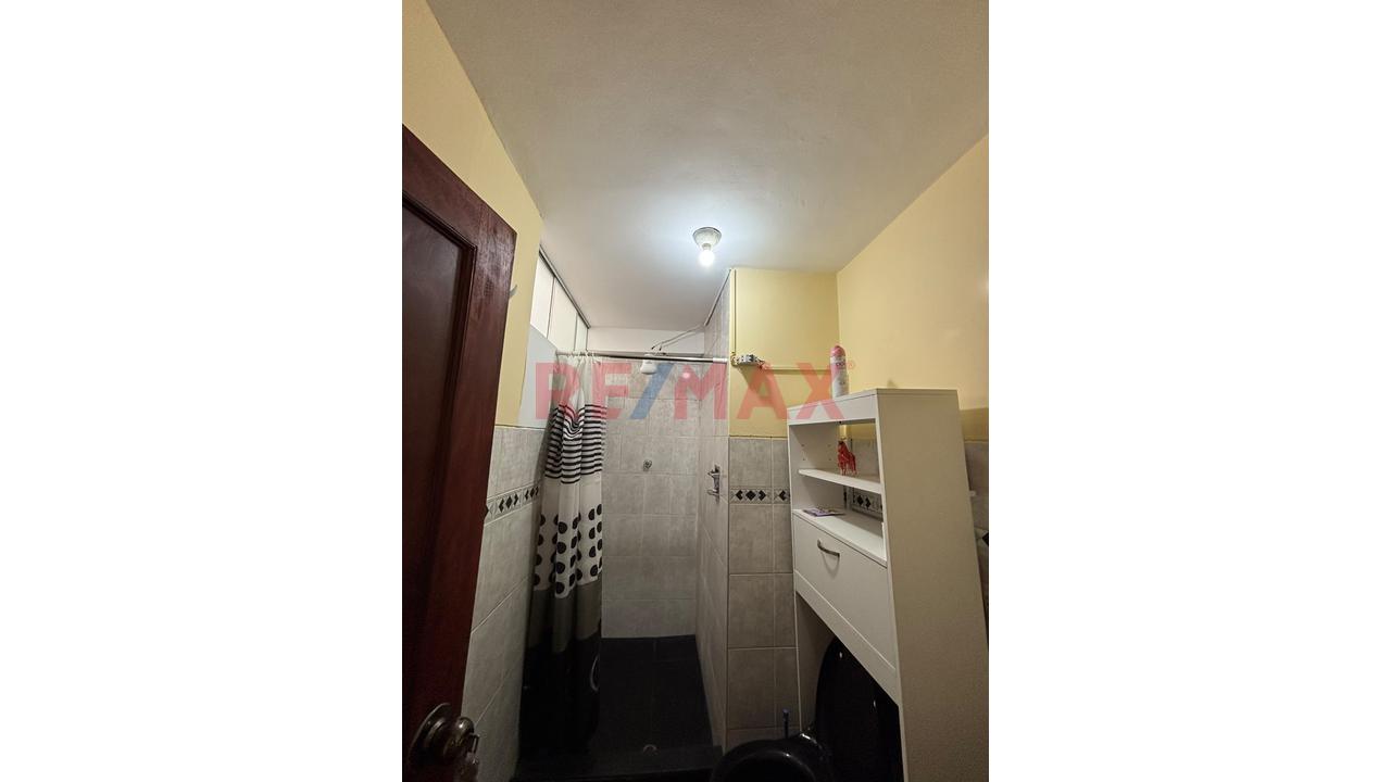 Departamento 2Do. Piso  Urb. Los Andenes - 3