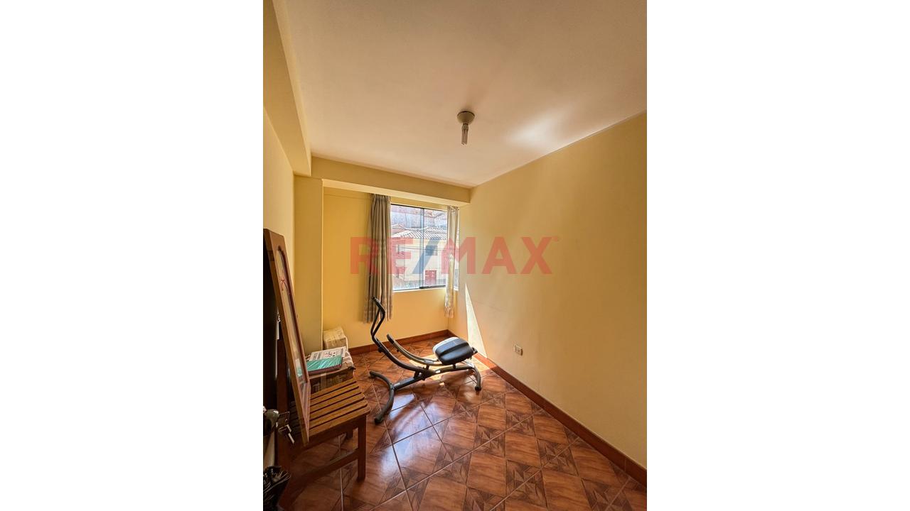 Departamento 2Do. Piso  Urb. Los Andenes - 2