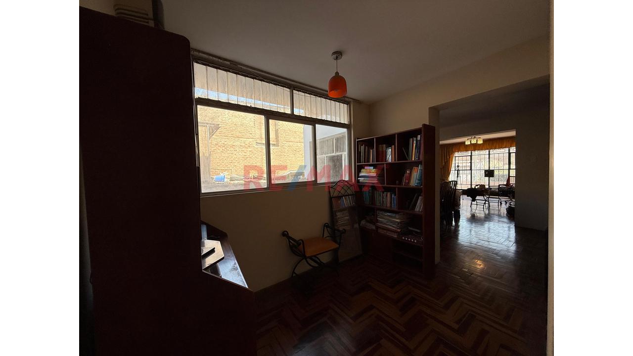 Venta Dpto 2Do Piso 127M2 4Dorm 1B Vmt - $95,000 - 10