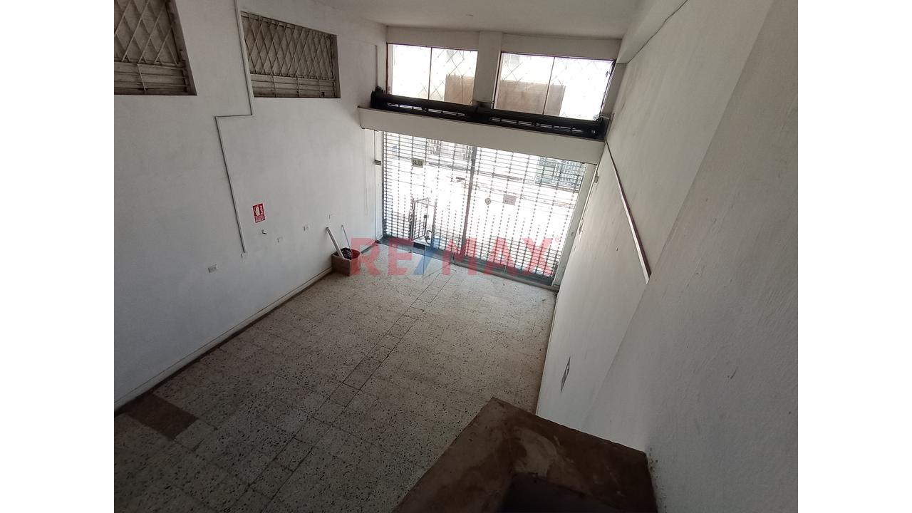 Local Comercial De 197 M² Con Mezanine En El Centro De Piura. 🏢Ideal Para Empresas Y Negocios - 7