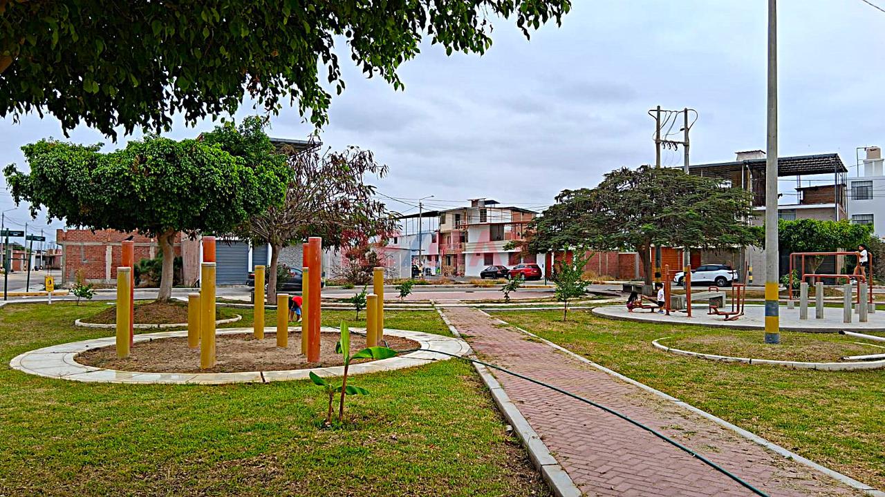 😮 Ocasión Lote En Venta 📐122 M² ( 8 X 14.85 ) 📮 Calle Las Poncianas Mz C15 Lote 21 Urb. Las Palmeras De Centenario Etapa 1 - 7