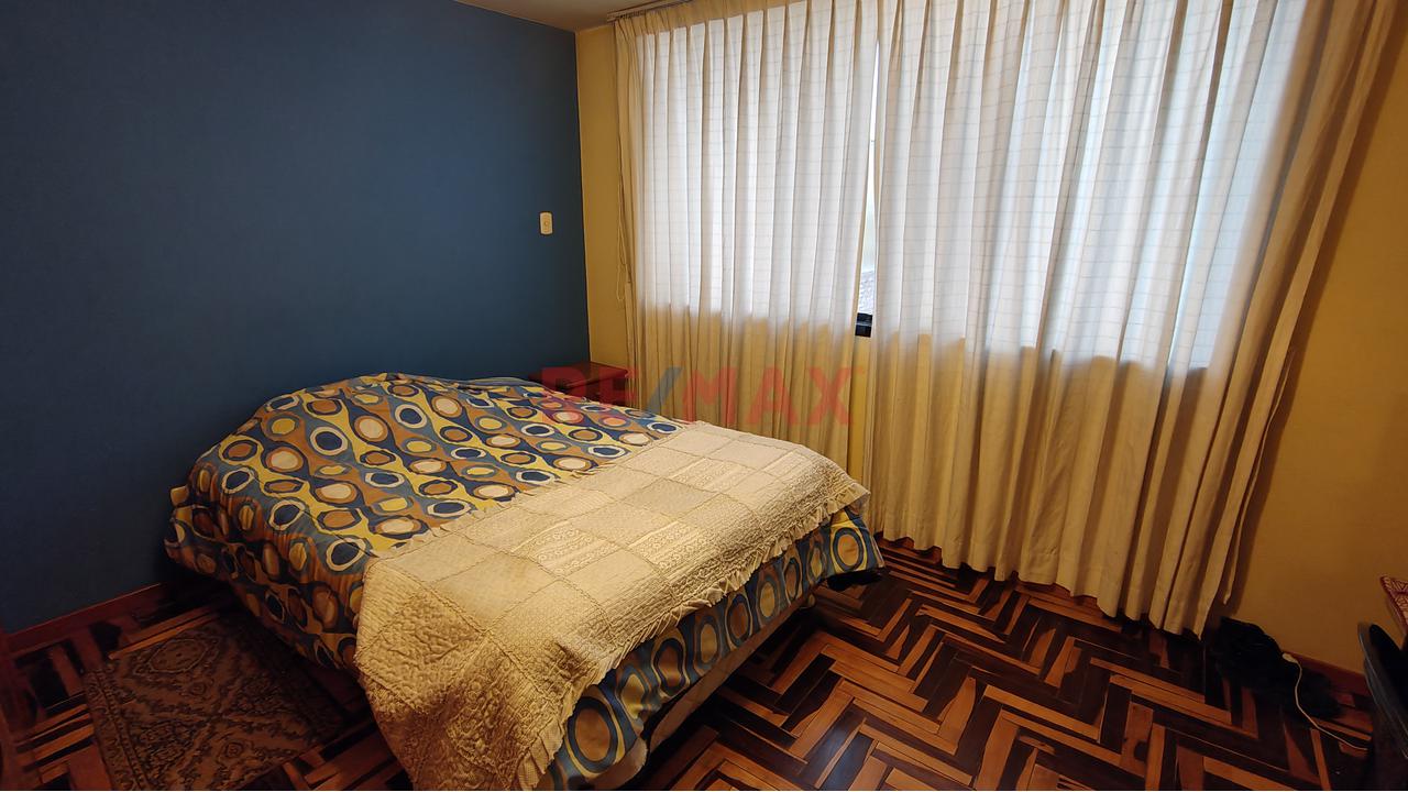 Vendo Linda Casa En Interior A Espaldas Del Parque Del Niño – Miraflores - 11