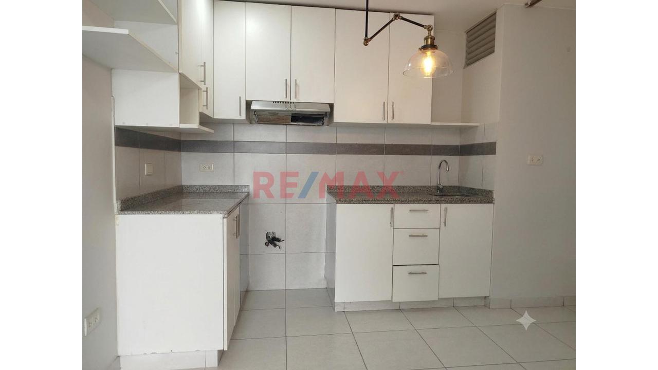 Departamento En Alquiler 3 Habitaciones Con Cochera  En San Miguel — foto 3