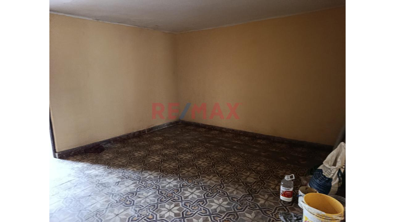 Casa Solo Primer Piso - Media Cuadra Av. José Granda — foto 6