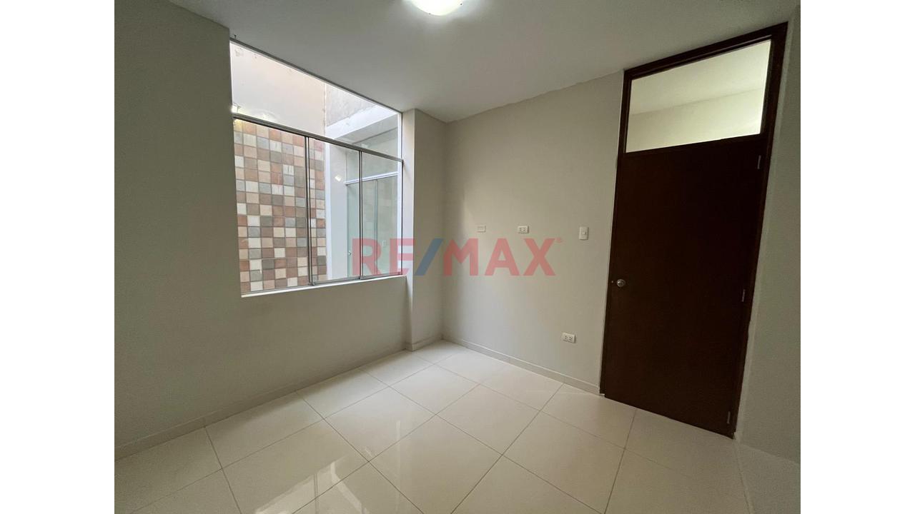 Alquiler De Departamento En Av Princpal De Miraflores Country Club — foto 13