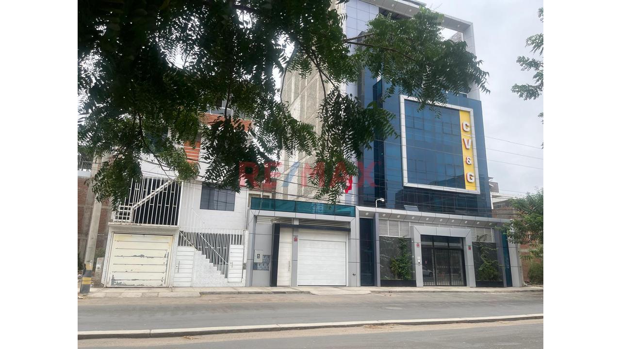 Alquiler De Departamento En Av Princpal De Miraflores Country Club - 17