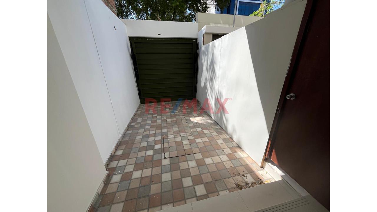 Alquiler De Departamento En Av Princpal De Miraflores Country Club — foto 4