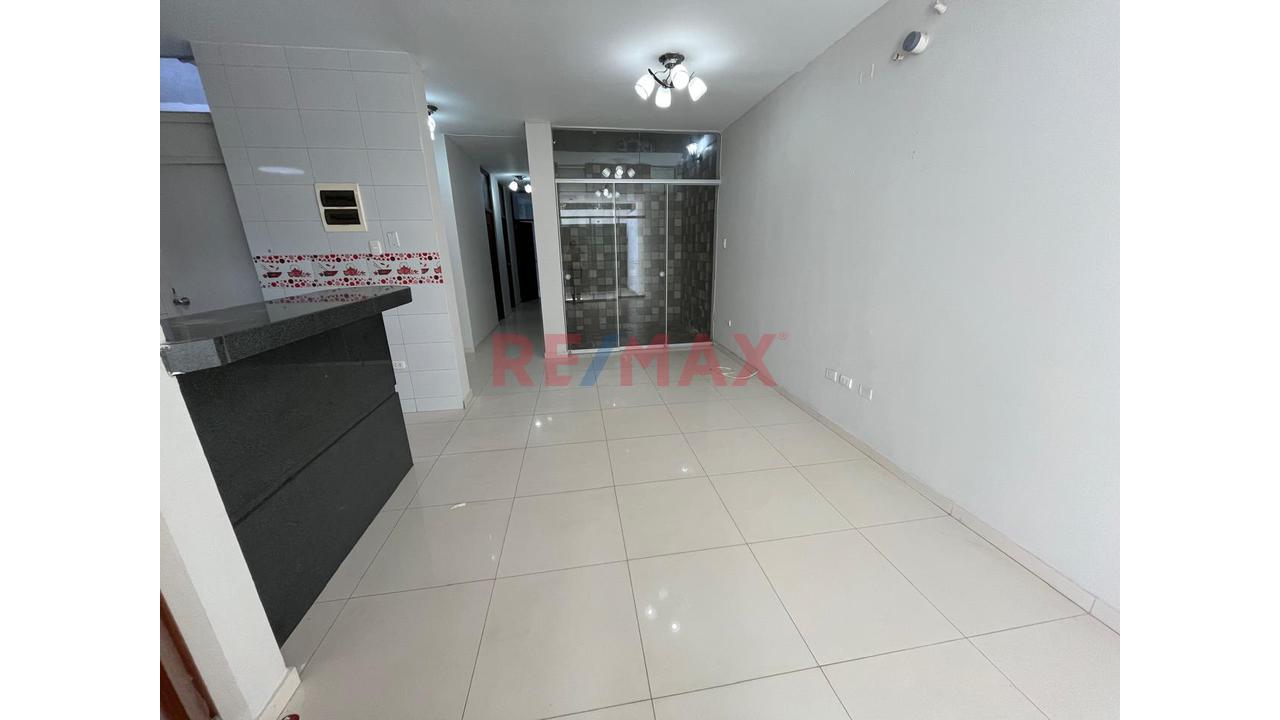 Alquiler De Departamento En Av Princpal De Miraflores Country Club — foto 3