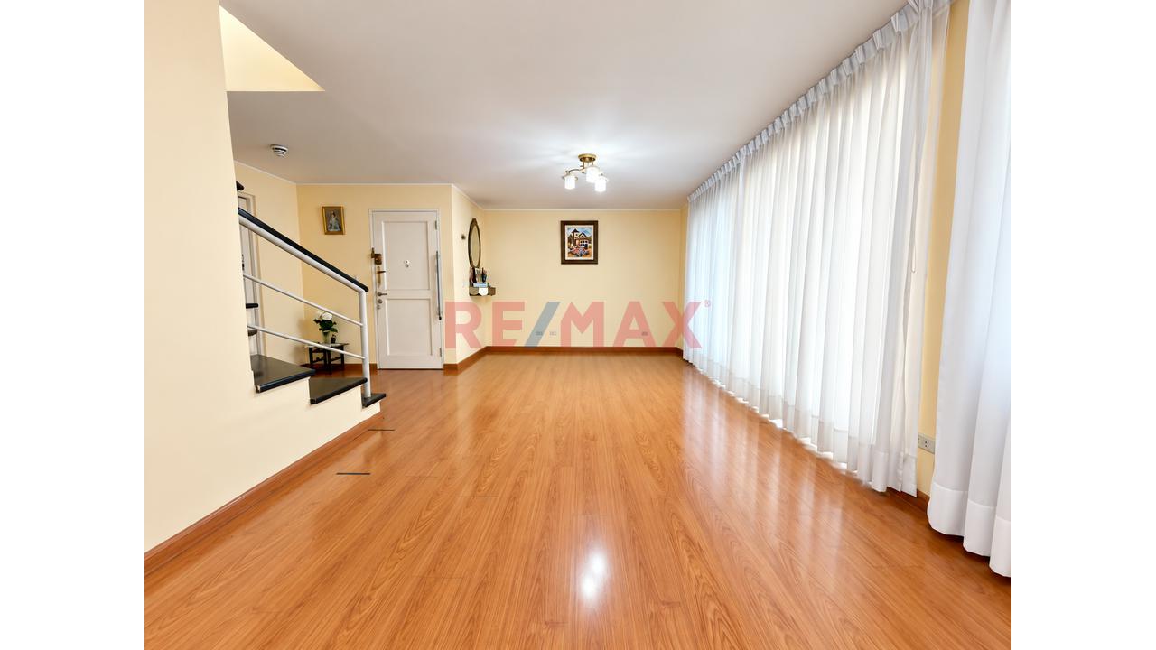 Departamento Dúplex Con Terraza Y Excelente Ubicación En San Borja — foto 3