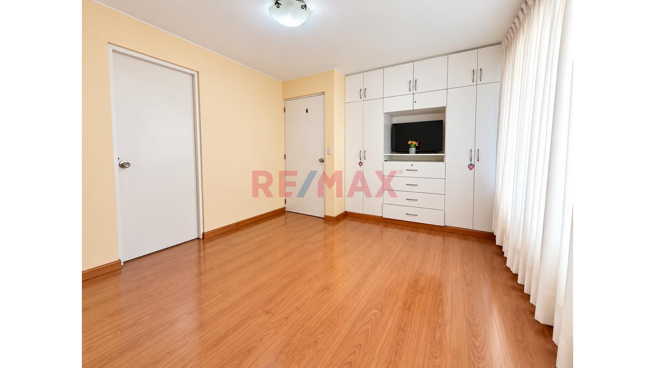 Departamento Dúplex Con Terraza Y Excelente Ubicación En San Borja — foto 7