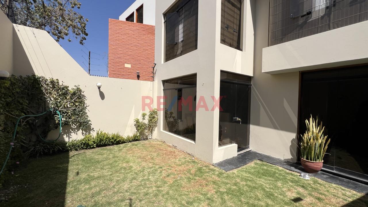 Casa En Venta Quinta Privada Los Sauces Cayma — foto 10