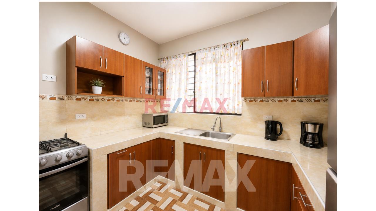 ¡Se Vende Hermosa Casa Con 7 Departamentos En San Juan De Lurigancho — foto 5