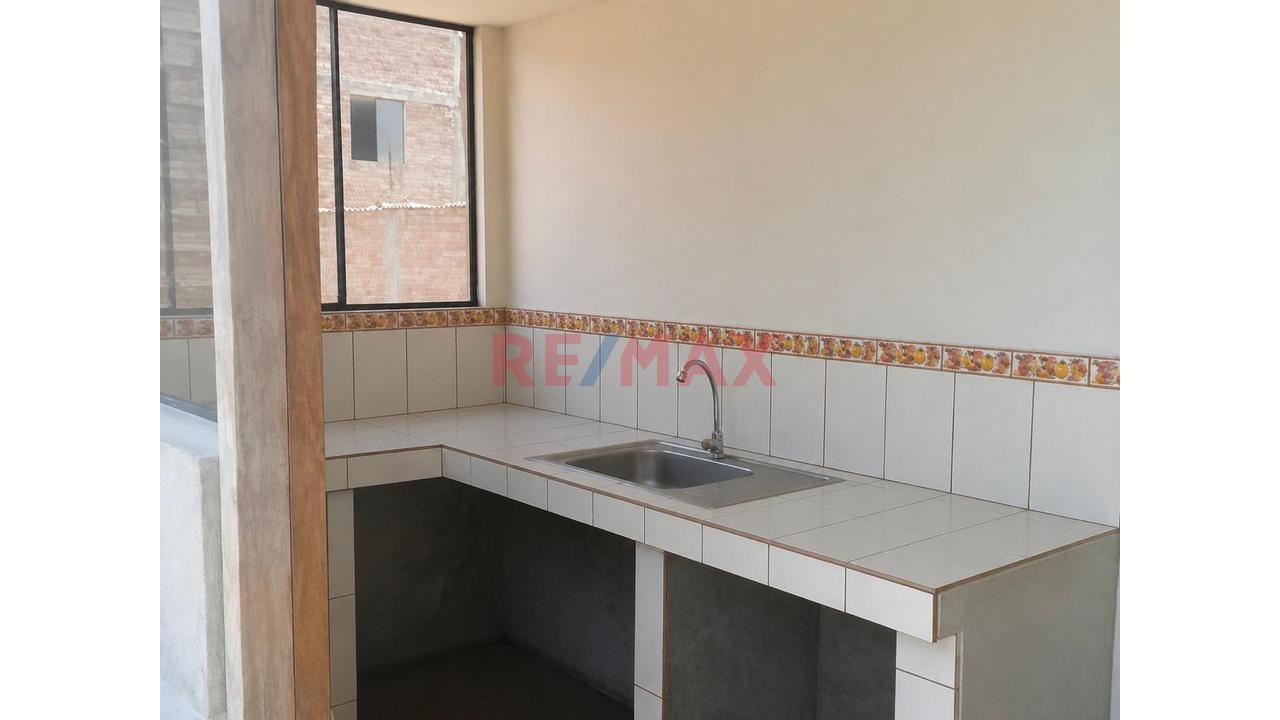 Departamento + Aires Y Potencial De Ampliación - Villa El Salvador — foto 3