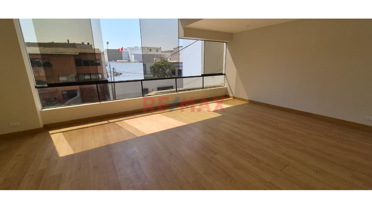 Amplio Departamento De 123 M² En San Borja | 3 Dormitorios + Cochera Doble — foto 2