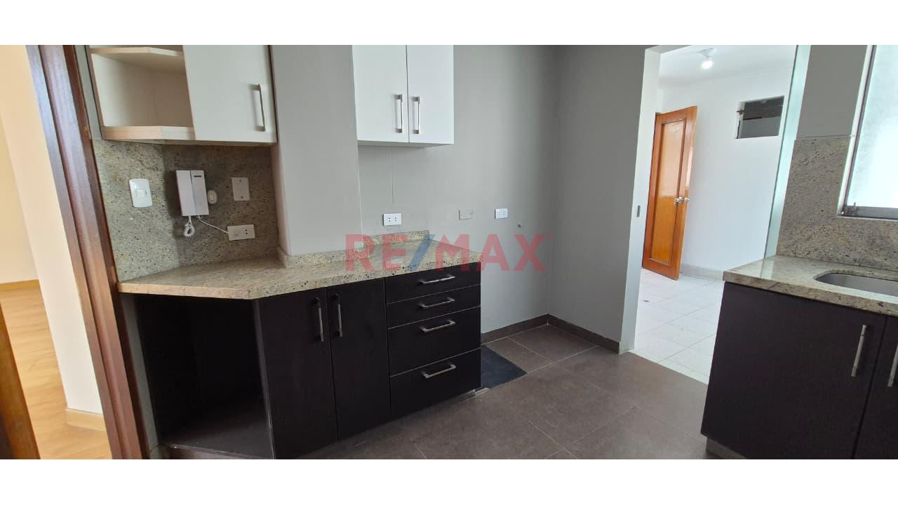 Amplio Departamento De 123 M² En San Borja | 3 Dormitorios + Cochera Doble — foto 10