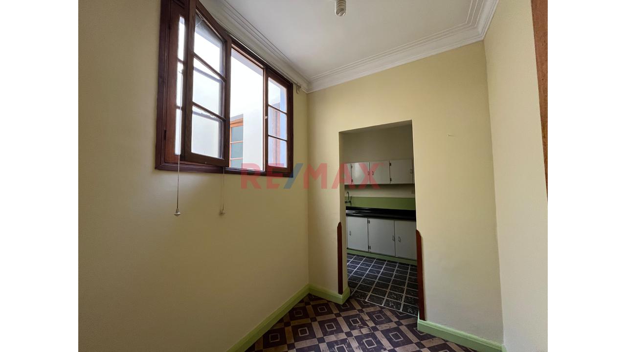 Alquilo Amplio Departamento Lince 126M2 - 13