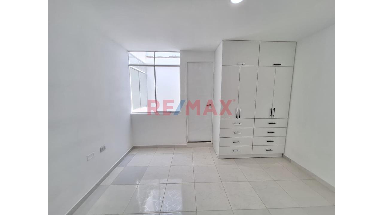 Se Vende Departamento En San Juan De Lurigancho, Urb La Huayrona — foto 9