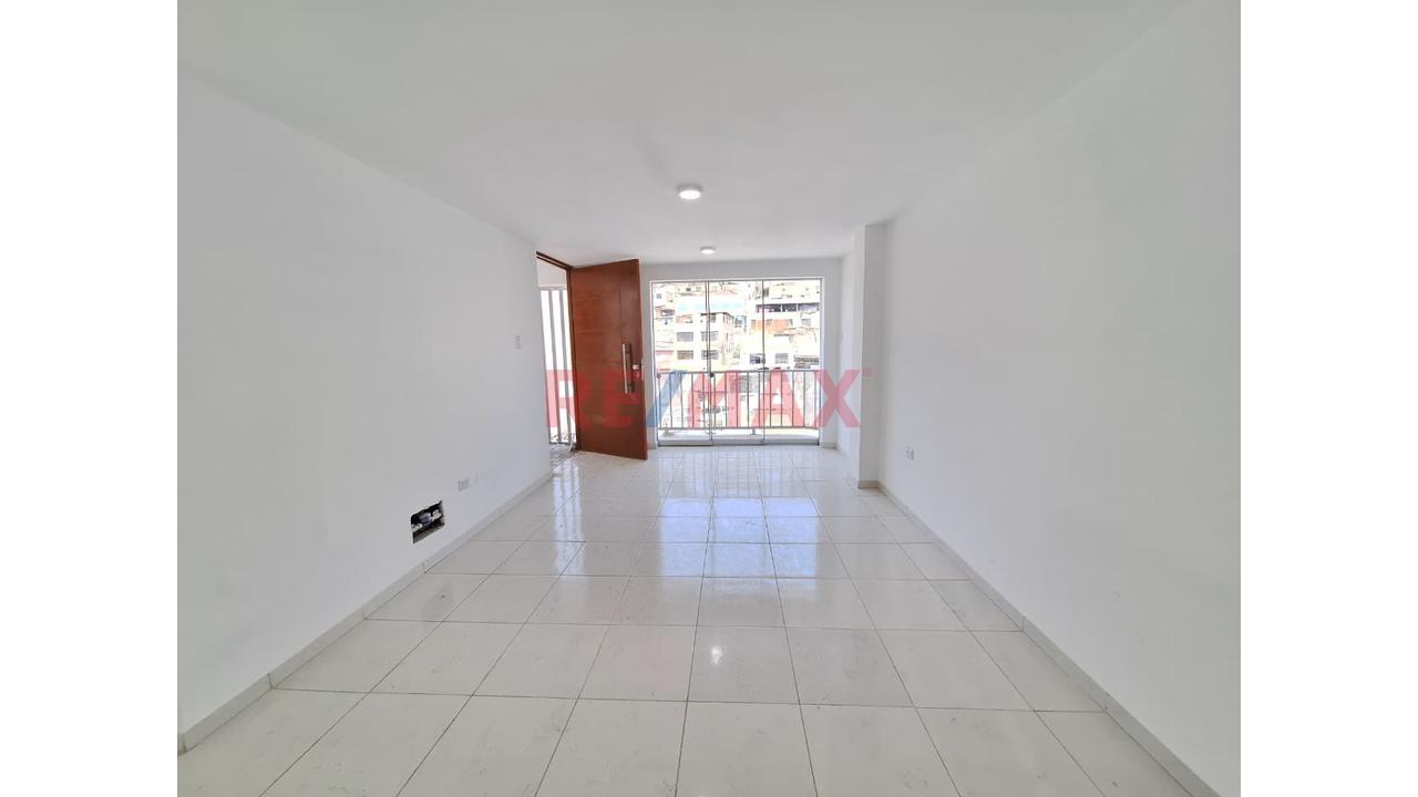 Se Vende Departamento En San Juan De Lurigancho, Urb La Huayrona — foto 5
