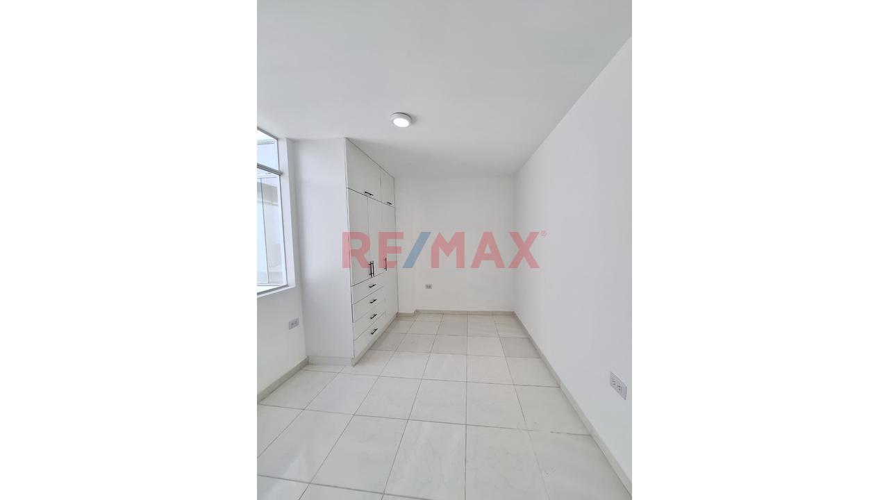 Se Vende Departamento En San Juan De Lurigancho, Urb La Huayrona — foto 6