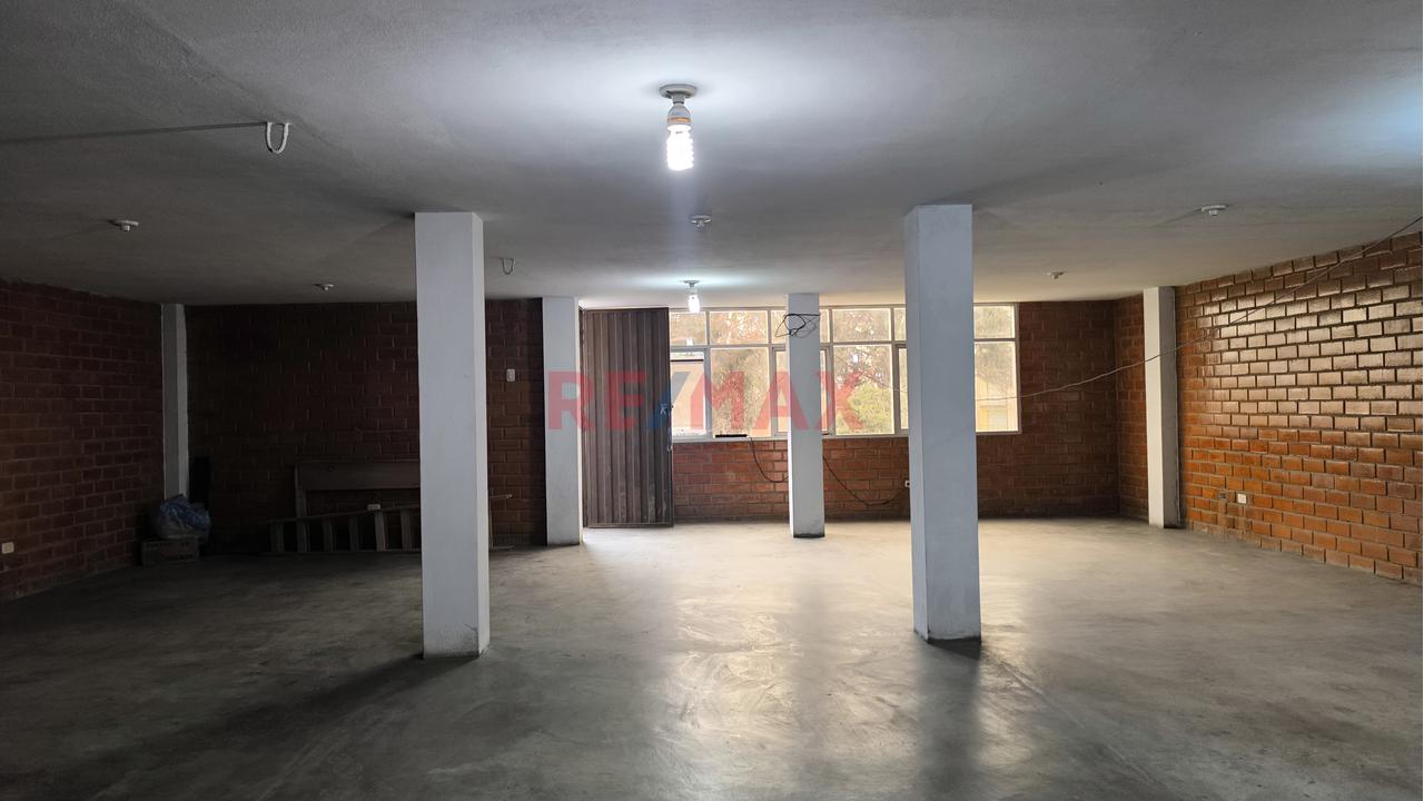 Local Comercial - Venta - Los Olivos - 3