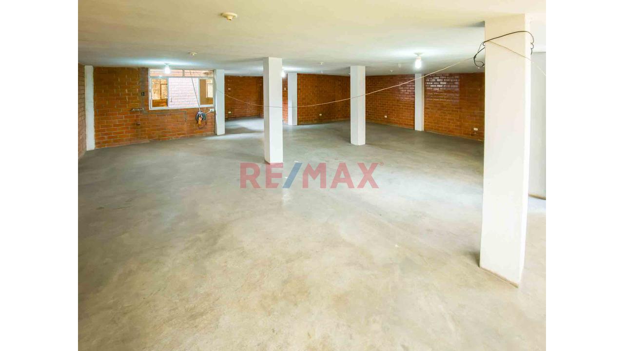 Local Comercial - Venta - Los Olivos - 2