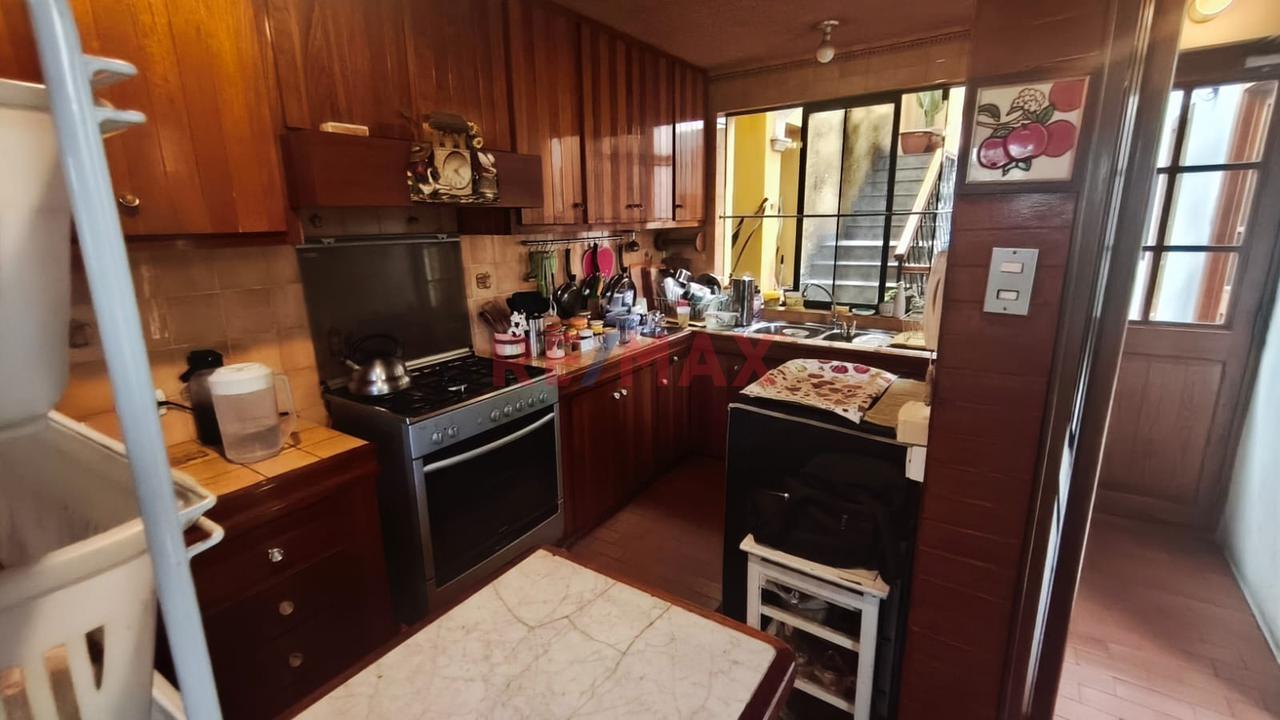 ¡Oportunidad Única En El Corazón De Arequipa! Venta De Casa Como Terreno (4 Niveles) - 8