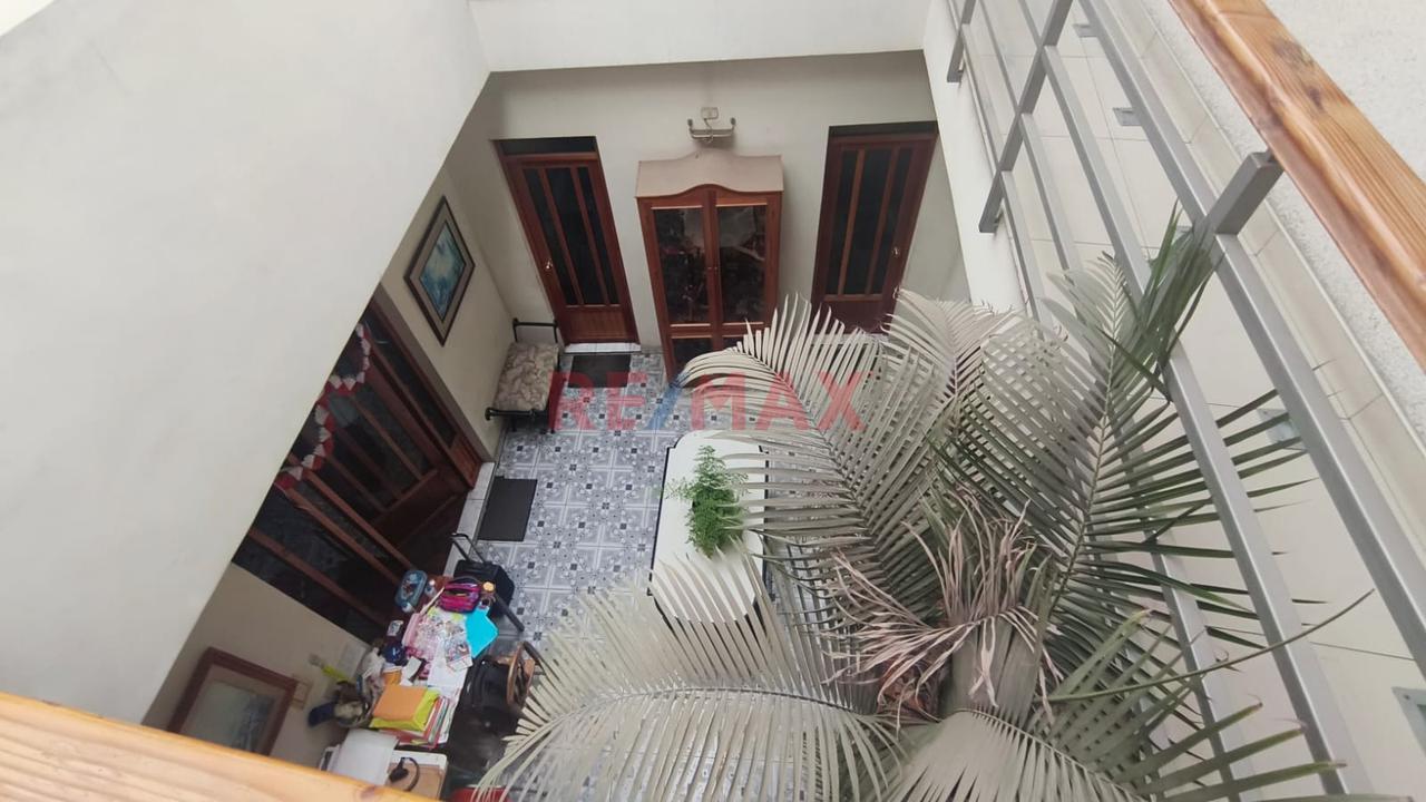 ¡Oportunidad Única En El Corazón De Arequipa! Venta De Casa Como Terreno (4 Niveles) - 5