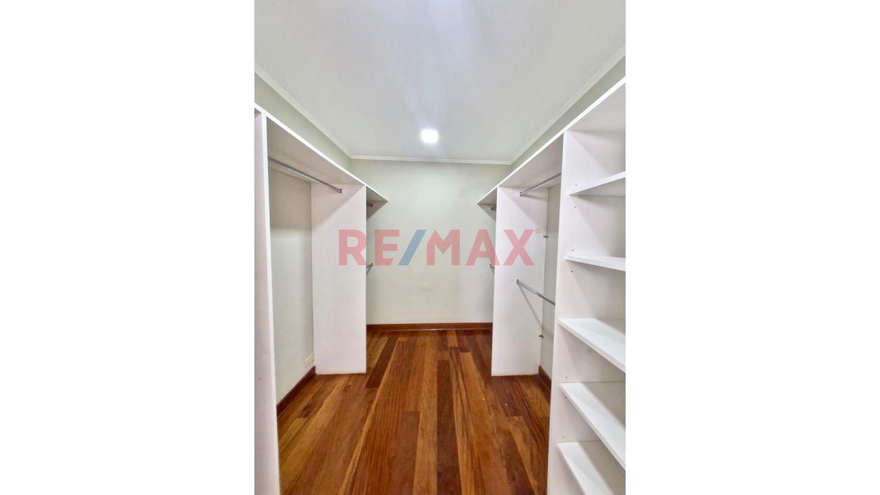 Exclusivo Dúplex En Venta Con Vista Al Club Golf Los Incas | 350 M² | 4 Cocheras — foto 3