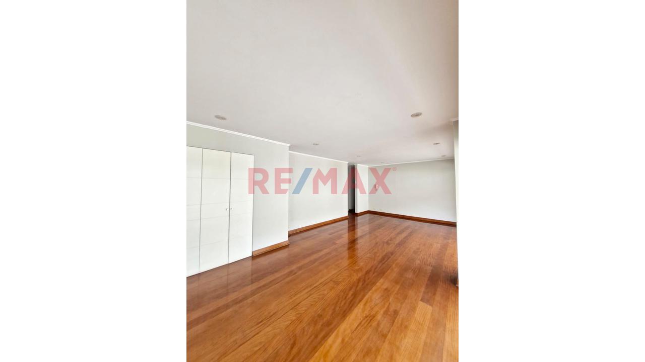 Exclusivo Dúplex En Venta Con Vista Al Club Golf Los Incas | 350 M² | 4 Cocheras — foto 14