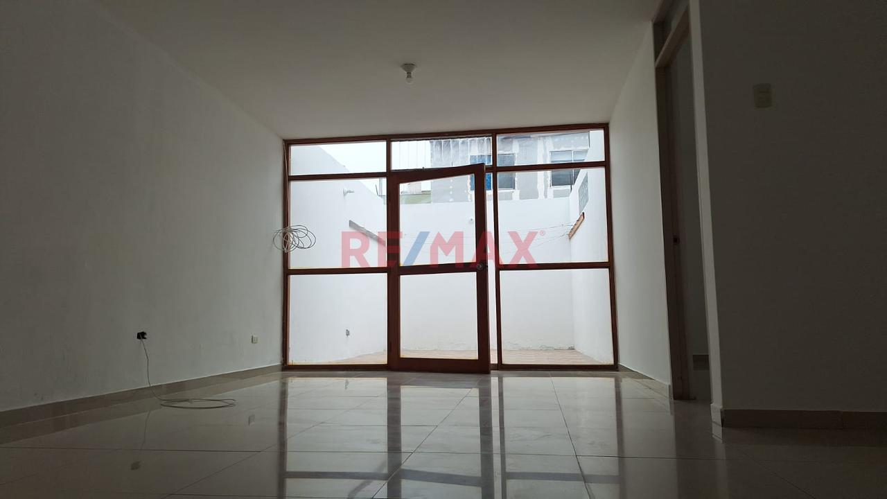 ¡Casa En Alquiler En La Urbanización Los Cedros De Villa, Chorrillos! - 16