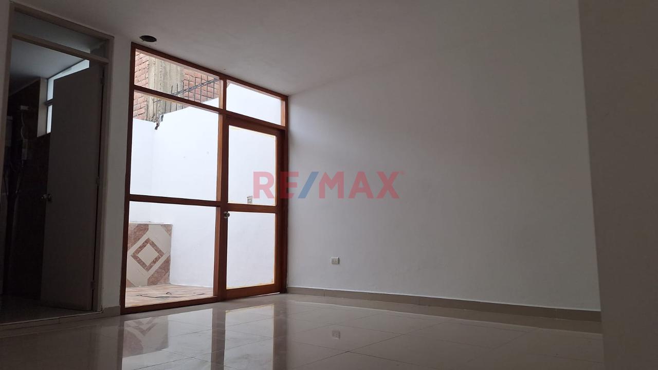 ¡Casa En Alquiler En La Urbanización Los Cedros De Villa, Chorrillos! - 20