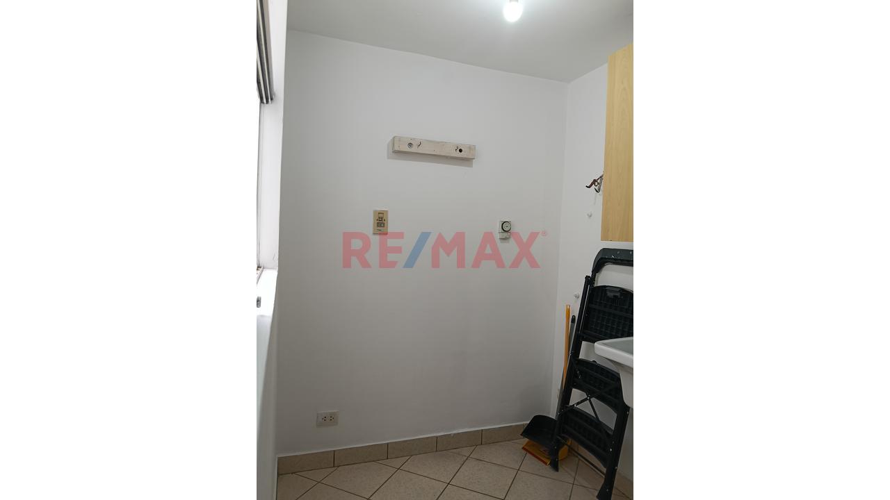 Departamento Con Buena Distribucion De 3 Habitaciones En Bertolotto - San Miguel — foto 4