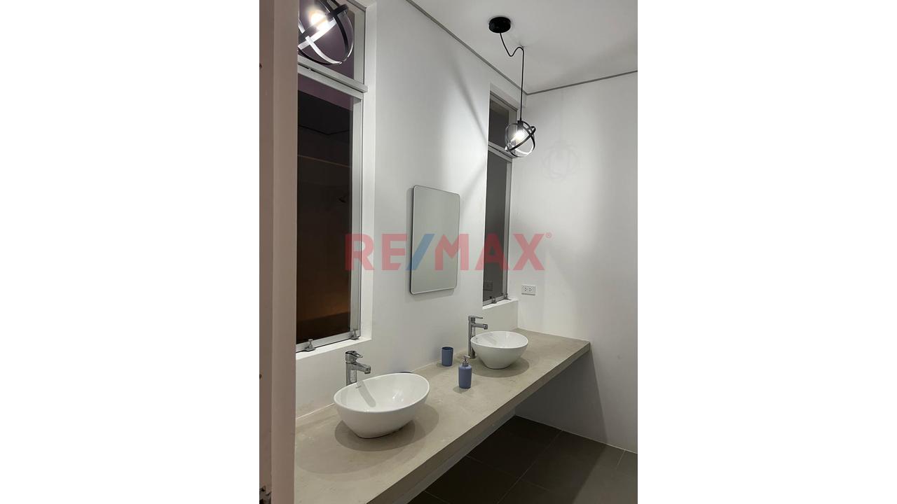 Venta De Hermosa Casa De Campo De 3 Pisos En Azpitia Cañete - 12