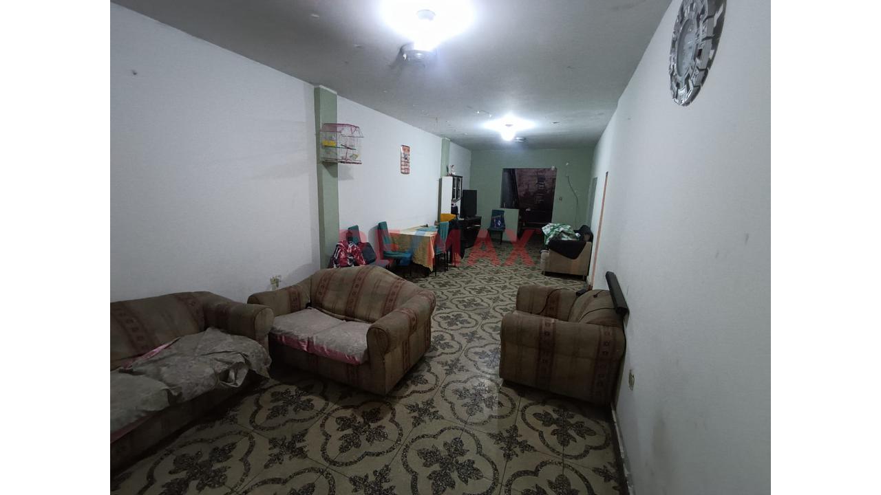 Se Vende Casa De 3 Pisos 10 Habitaciones En Lucyana Carabayllo — foto 7