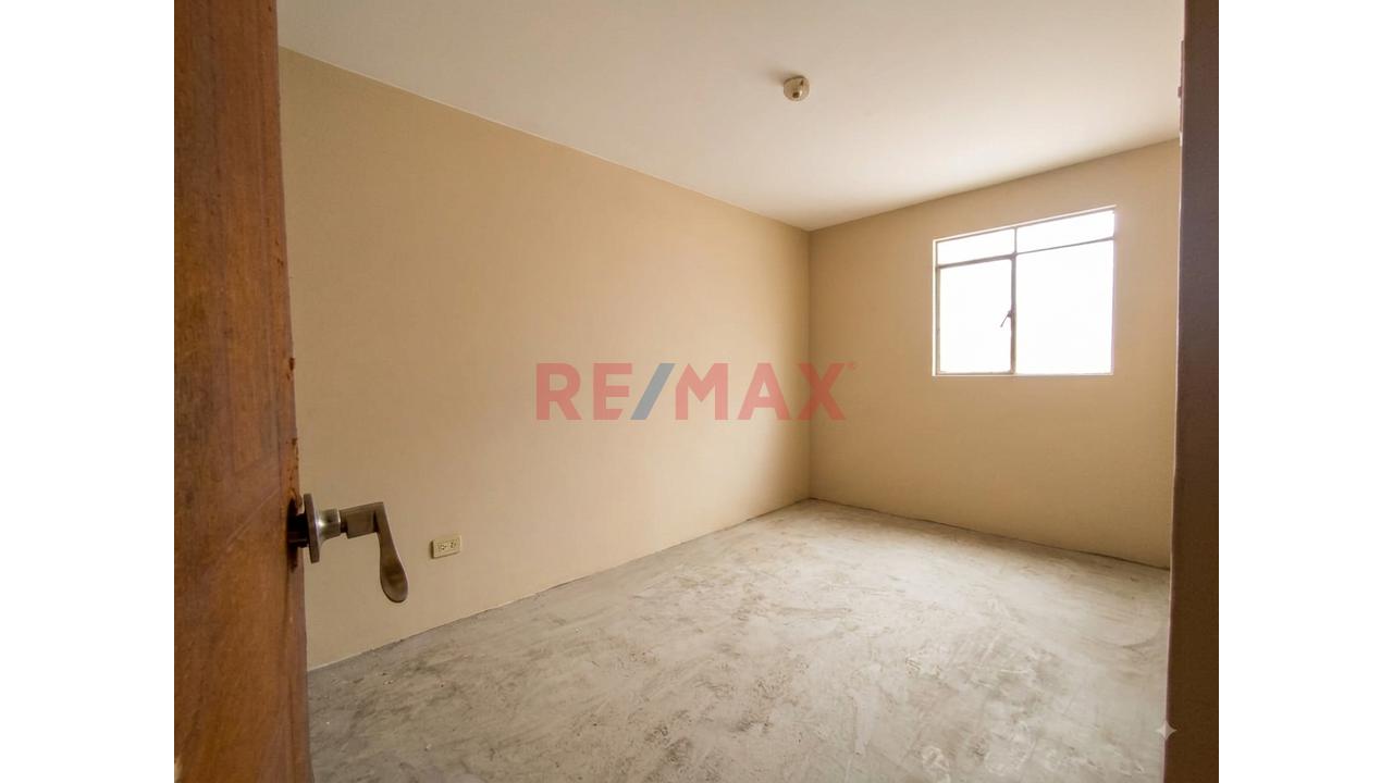 Alquiler Local Comercial Frente A Condominios Comas - 7