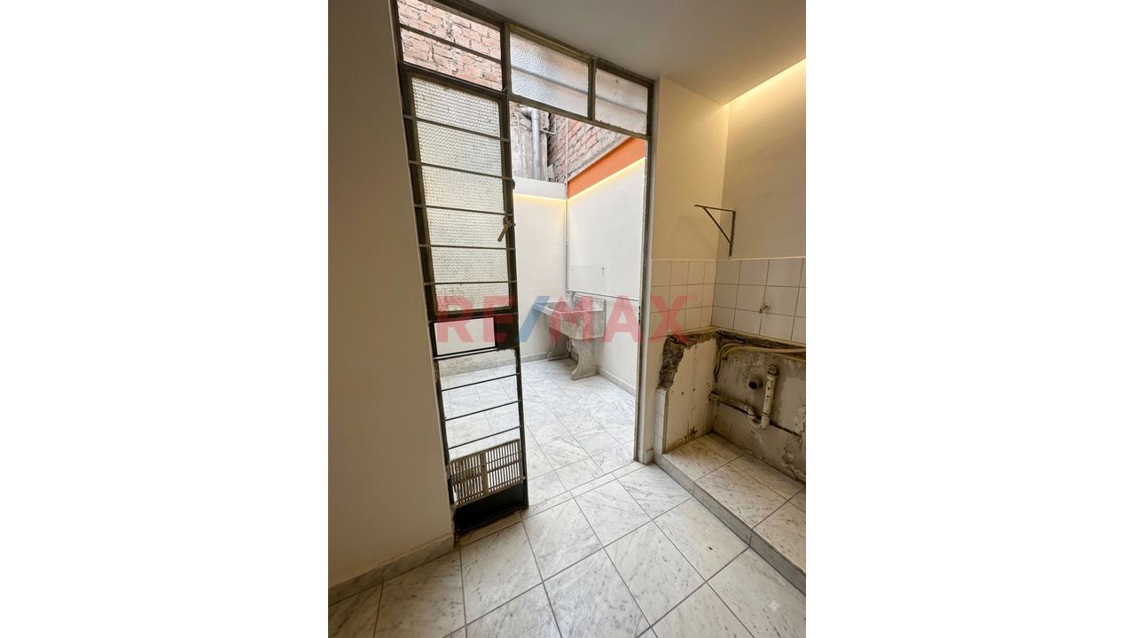 Alquiler Local Comercial Frente A Condominios Comas - 15